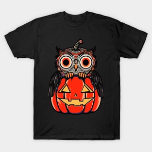 Owl & Jack O' Lantern: Halloween Pumpkin Trick or Treat Design T-Shirt